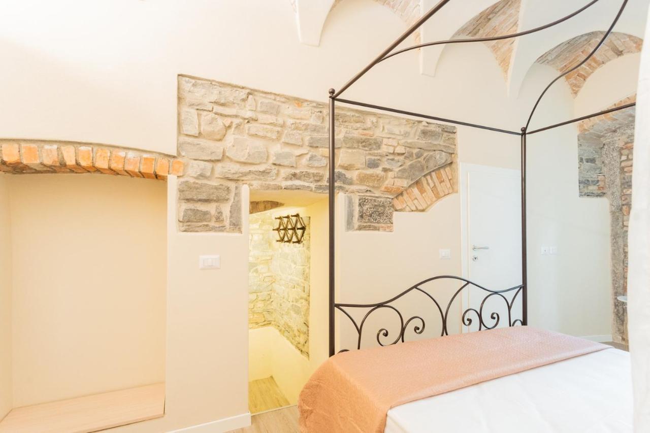 Romantic Escape City Centre With Jacuzzi & Parking By Rent All Como Exterior photo