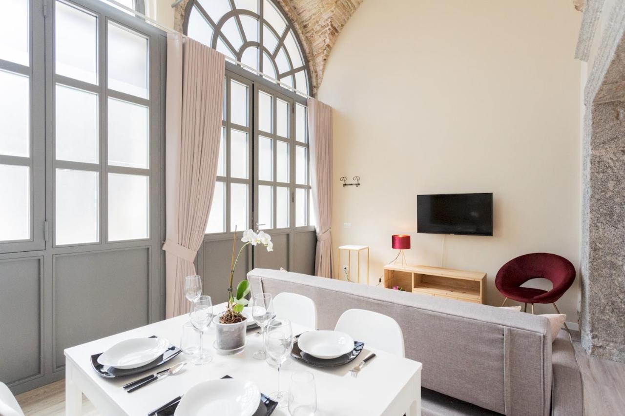 Romantic Escape City Centre With Jacuzzi & Parking By Rent All Como Exterior photo